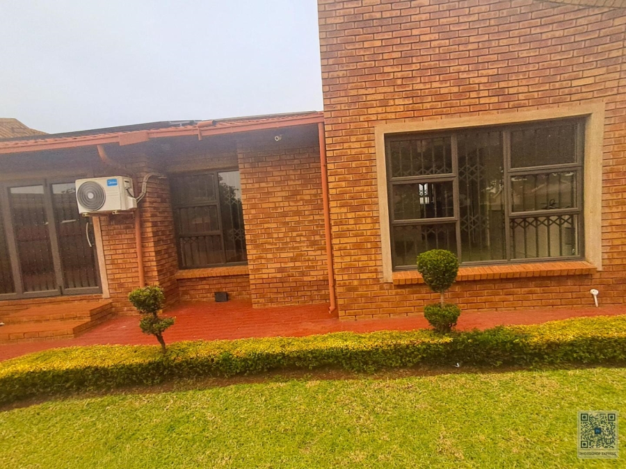 3 Bedroom Property for Sale in The Orchards Gauteng