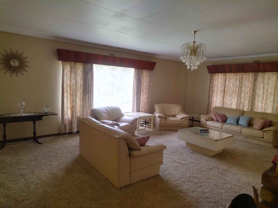 11 Bedroom Property for Sale in Mnandi A H Gauteng