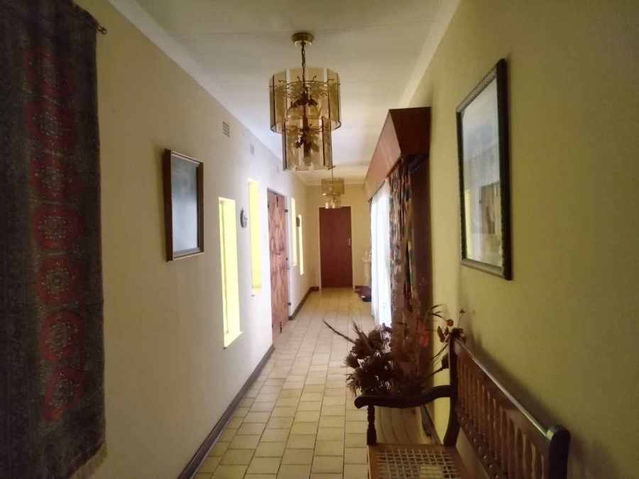 11 Bedroom Property for Sale in Mnandi A H Gauteng