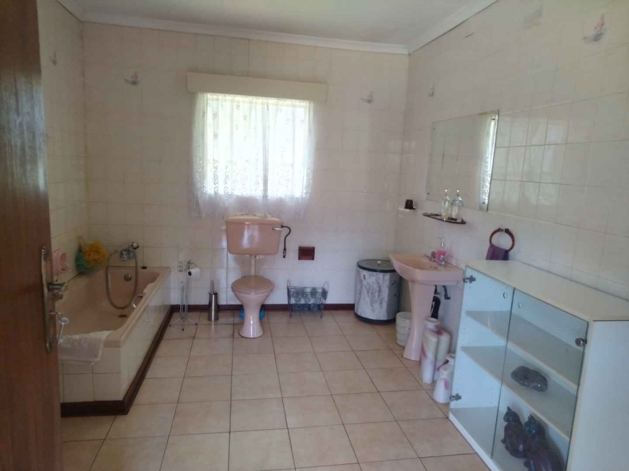 11 Bedroom Property for Sale in Mnandi A H Gauteng