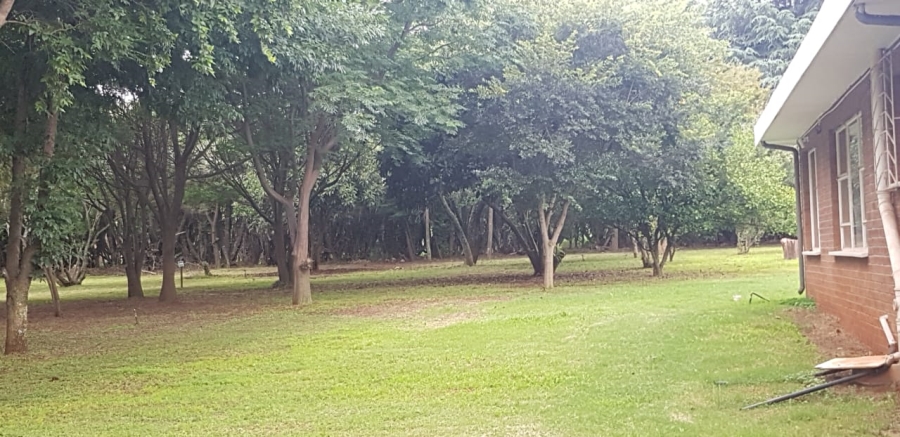 11 Bedroom Property for Sale in Mnandi A H Gauteng