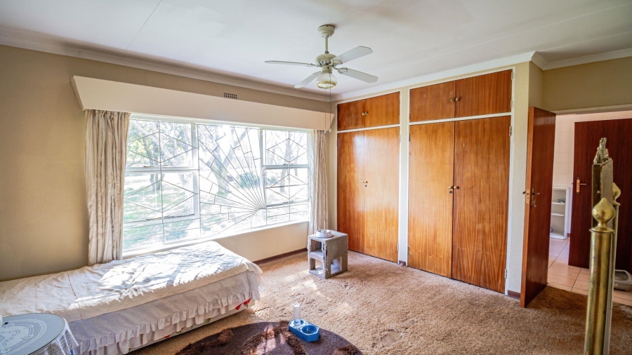 11 Bedroom Property for Sale in Mnandi A H Gauteng