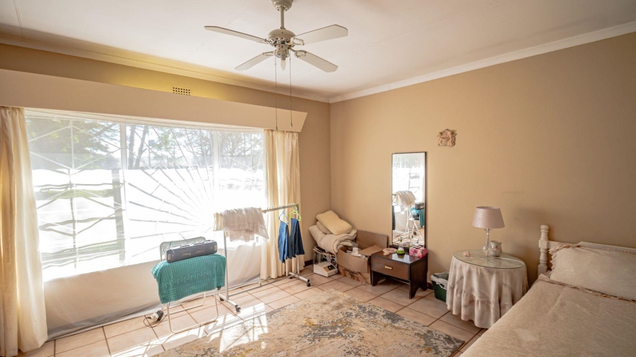 11 Bedroom Property for Sale in Mnandi A H Gauteng