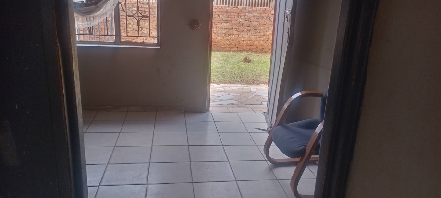 2 Bedroom Property for Sale in Mamelodi West Gauteng