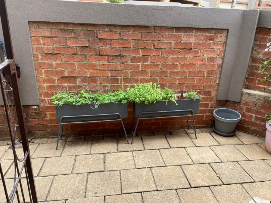 2 Bedroom Property for Sale in Krugersdorp Gauteng