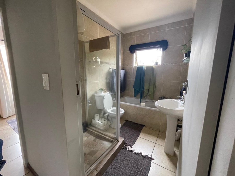 2 Bedroom Property for Sale in Krugersdorp Gauteng