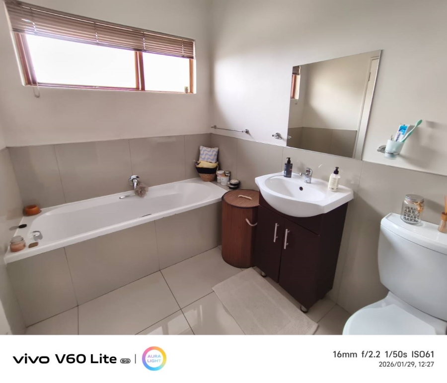 2 Bedroom Property for Sale in Meyersdal Gauteng