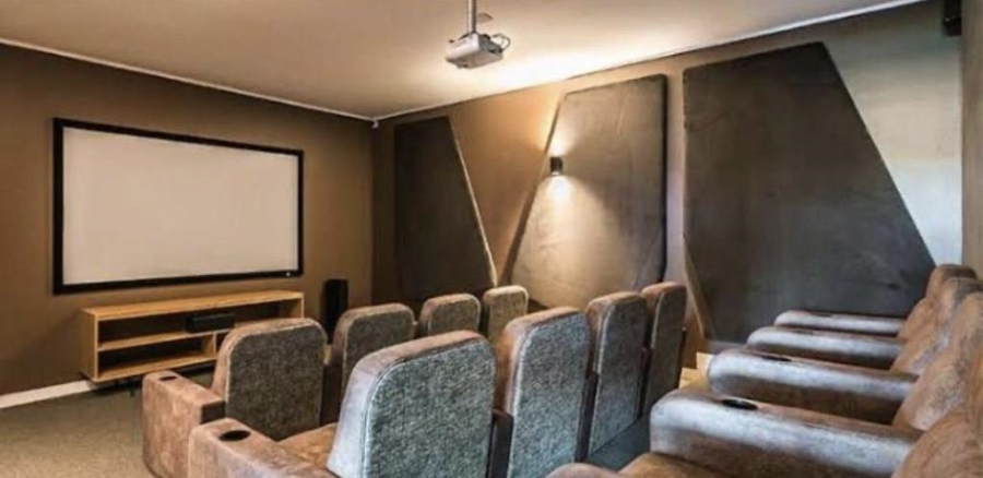 To Let 2 Bedroom Property for Rent in Modderfontein Gauteng