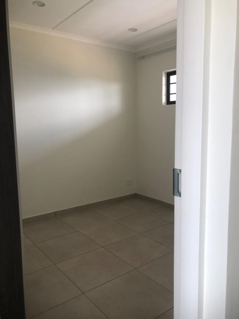 To Let 2 Bedroom Property for Rent in Greenstone Hill Gauteng