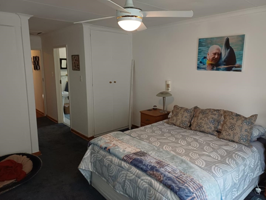 To Let 2 Bedroom Property for Rent in Bromhof Gauteng