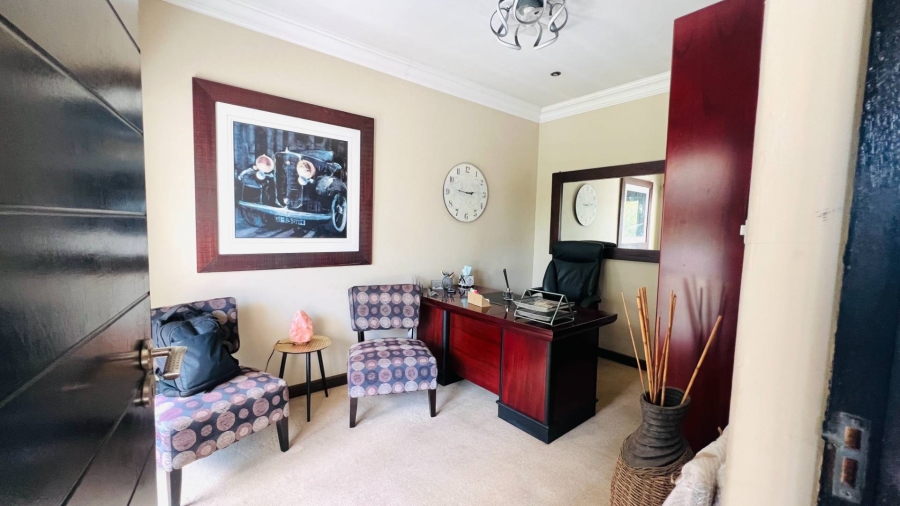 To Let 5 Bedroom Property for Rent in Midstream Estate Gauteng