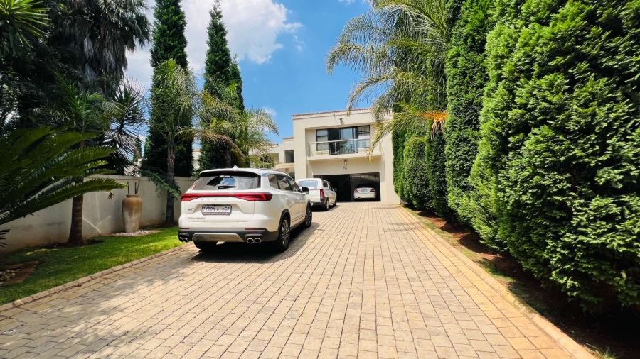 To Let 5 Bedroom Property for Rent in Midstream Estate Gauteng