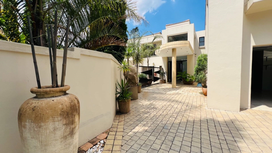 To Let 5 Bedroom Property for Rent in Midstream Estate Gauteng