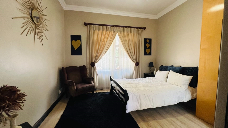 To Let 5 Bedroom Property for Rent in Midstream Estate Gauteng