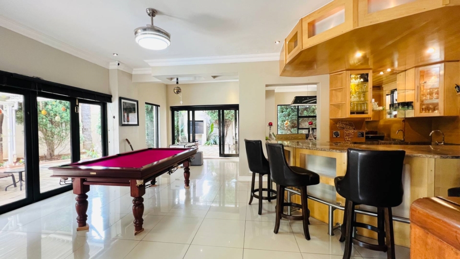 To Let 5 Bedroom Property for Rent in Midstream Estate Gauteng