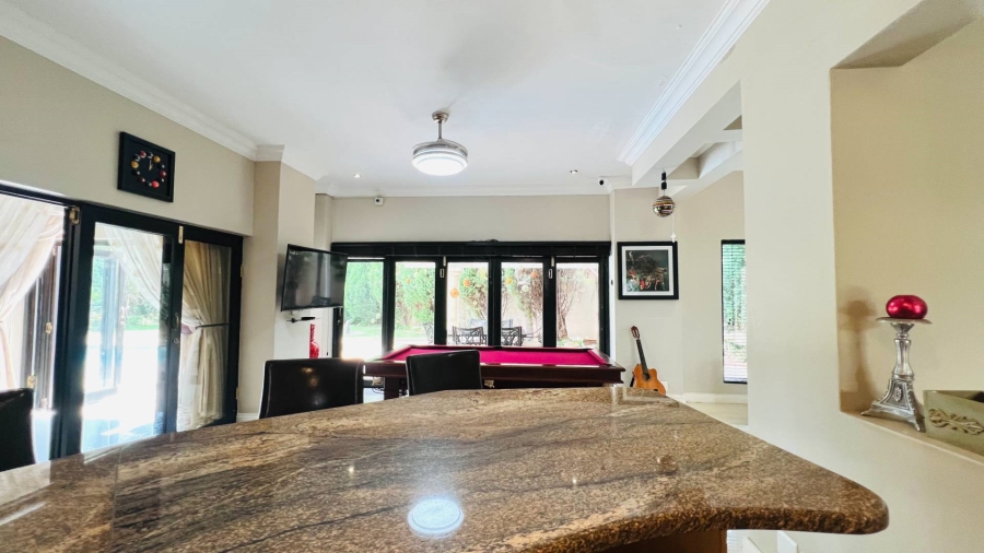 To Let 5 Bedroom Property for Rent in Midstream Estate Gauteng