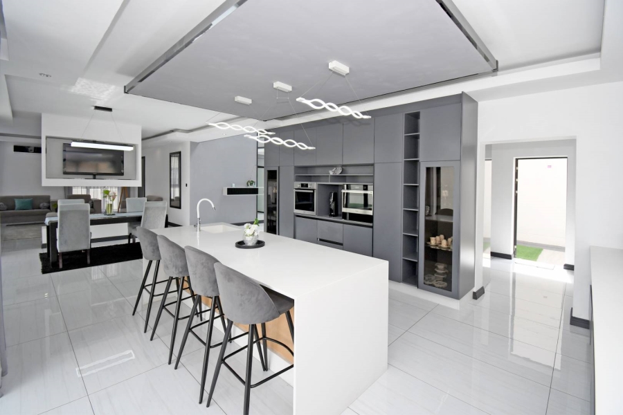 4 Bedroom Property for Sale in Blue Valley Golf Estate Gauteng