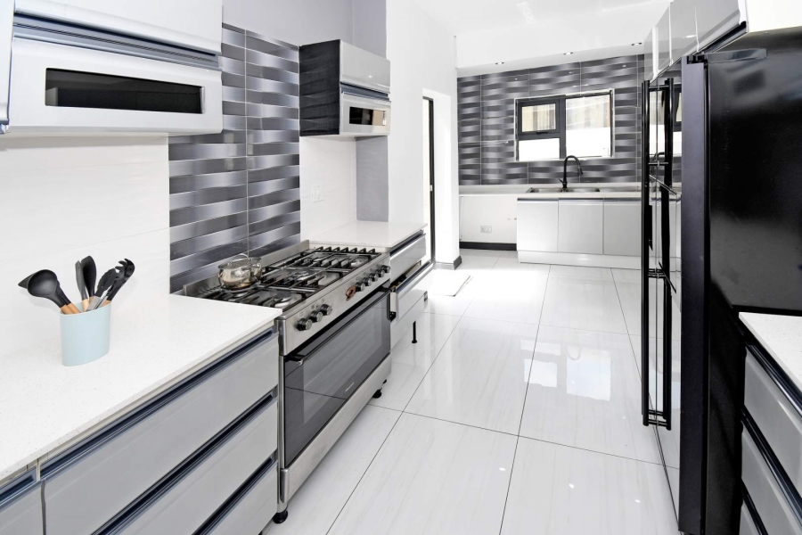 4 Bedroom Property for Sale in Blue Valley Golf Estate Gauteng