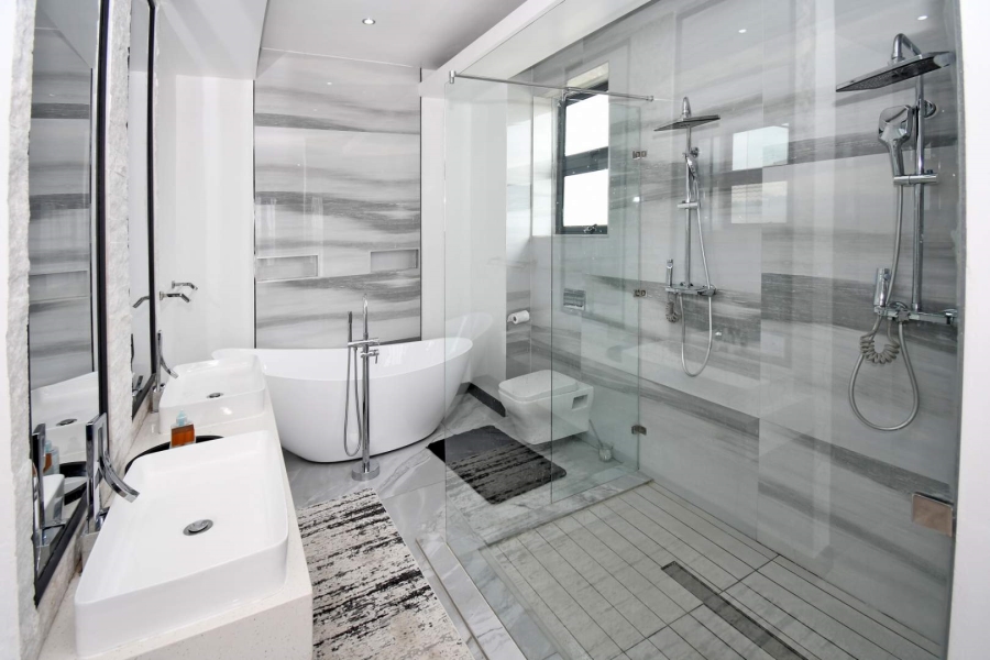 4 Bedroom Property for Sale in Blue Valley Golf Estate Gauteng