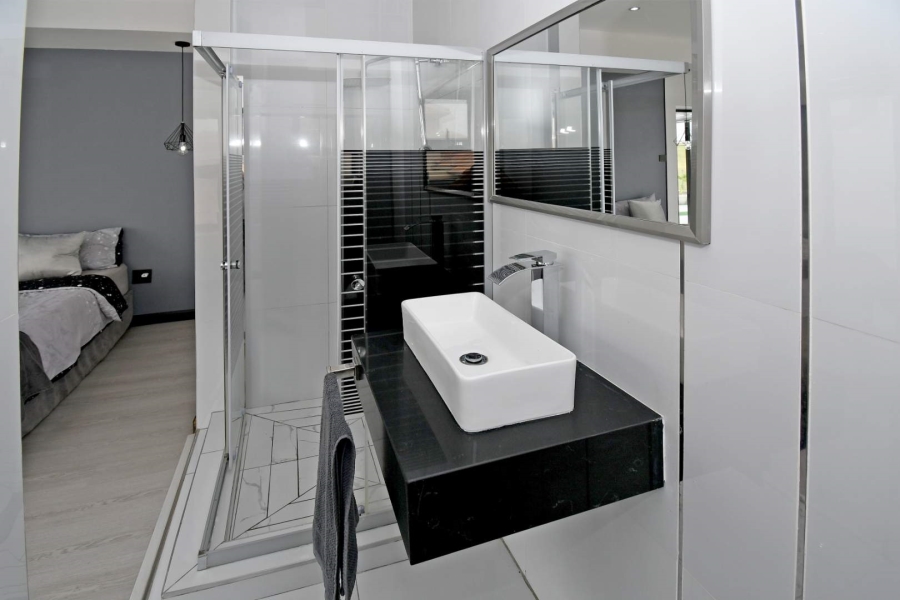 4 Bedroom Property for Sale in Blue Valley Golf Estate Gauteng