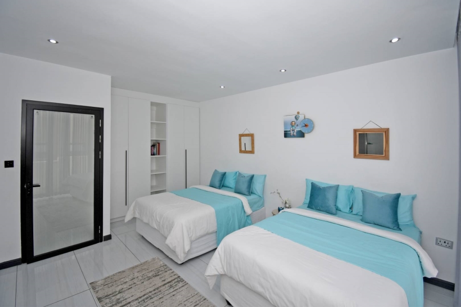 4 Bedroom Property for Sale in Blue Valley Golf Estate Gauteng