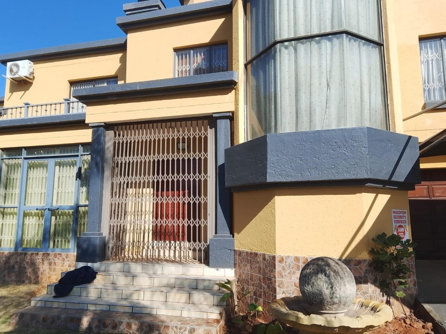 4 Bedroom Property for Sale in Amandasig Gauteng