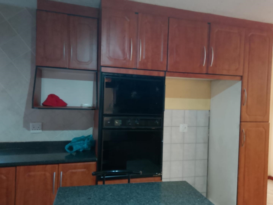 4 Bedroom Property for Sale in Amandasig Gauteng