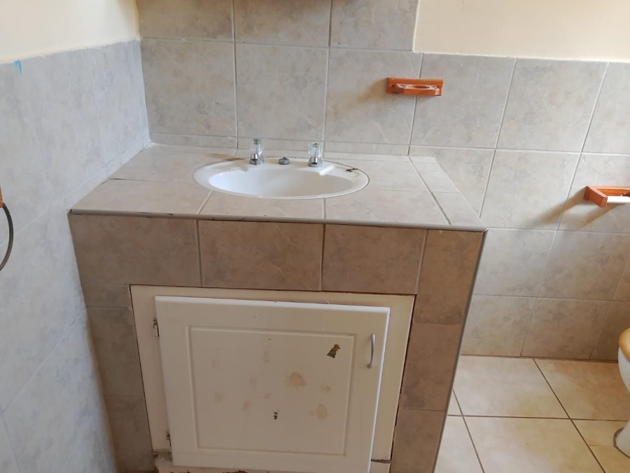 4 Bedroom Property for Sale in Amandasig Gauteng