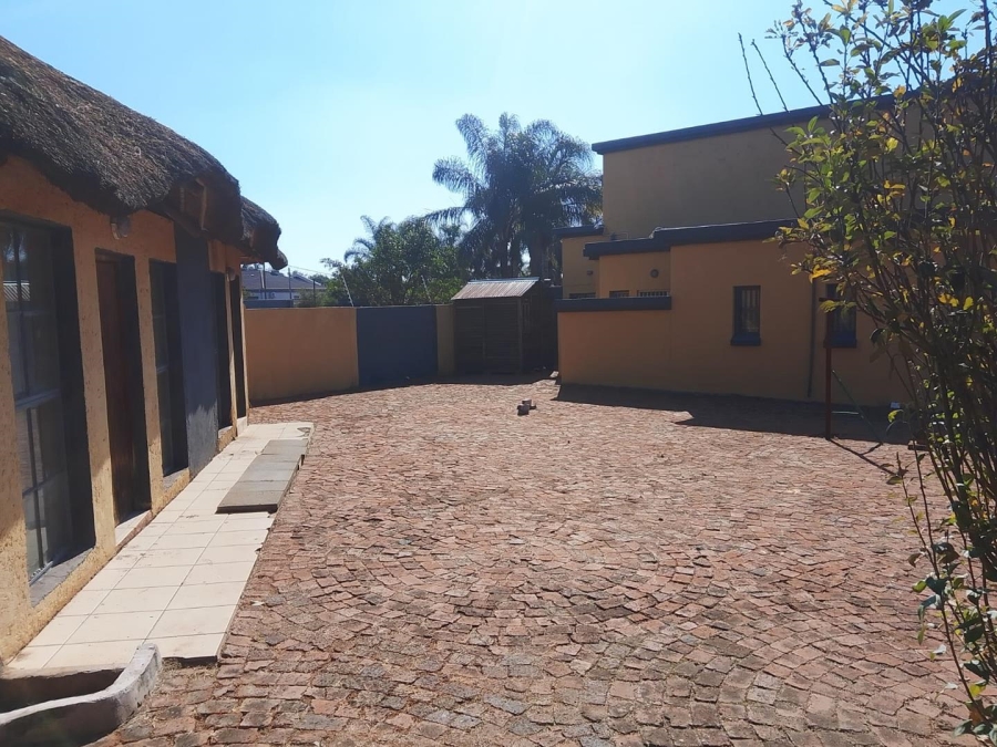 4 Bedroom Property for Sale in Amandasig Gauteng