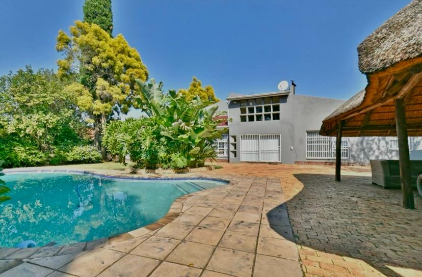 4 Bedroom Property for Sale in Brackenhurst Gauteng