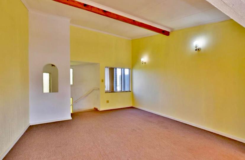 4 Bedroom Property for Sale in Brackenhurst Gauteng