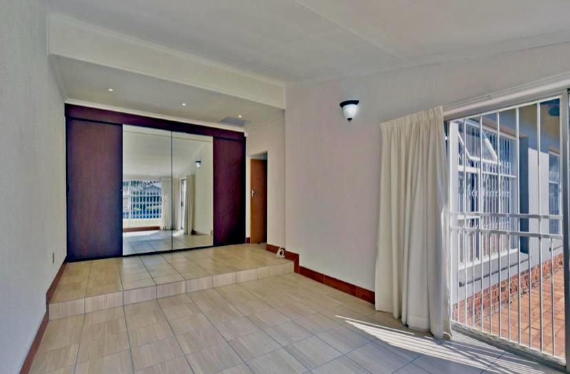 4 Bedroom Property for Sale in Brackenhurst Gauteng