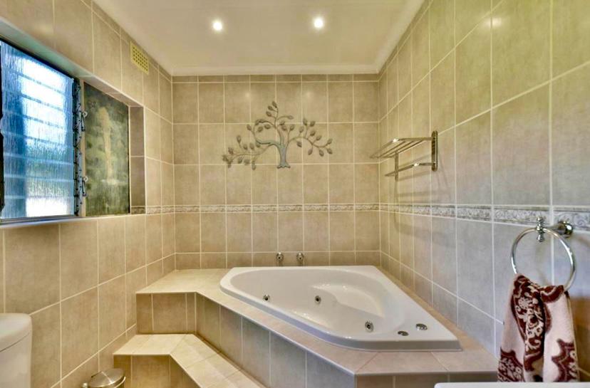 4 Bedroom Property for Sale in Brackenhurst Gauteng