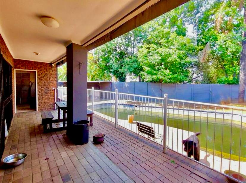 3 Bedroom Property for Sale in Brackenhurst Gauteng