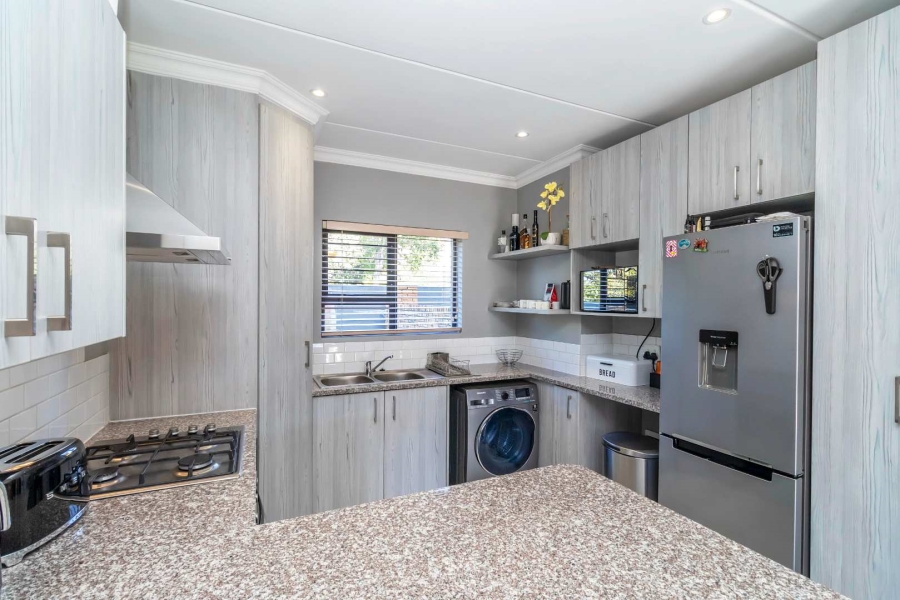 To Let 3 Bedroom Property for Rent in Homes Haven Gauteng