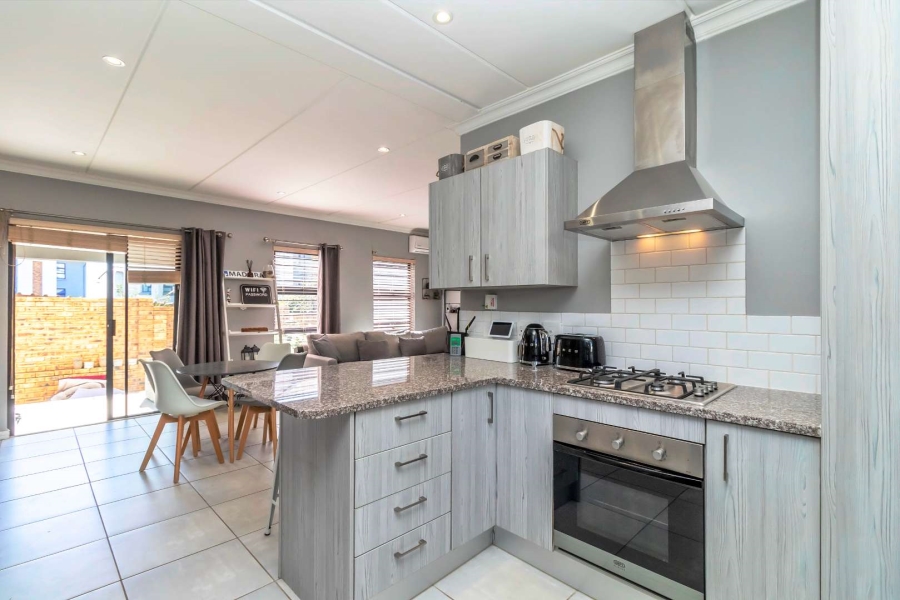 To Let 3 Bedroom Property for Rent in Homes Haven Gauteng