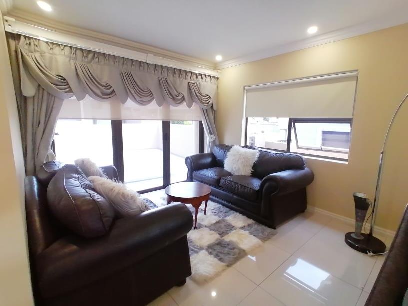 To Let 5 Bedroom Property for Rent in Pinehaven Gauteng