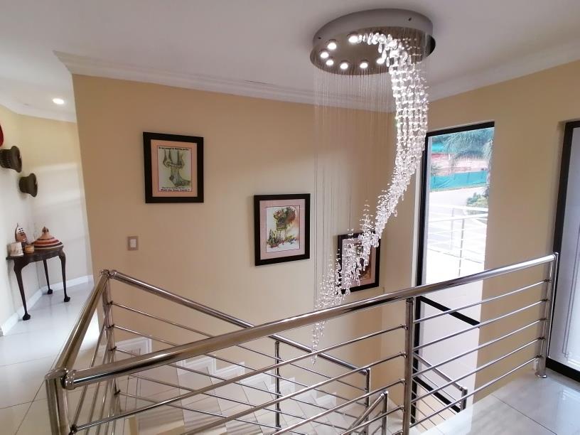 To Let 5 Bedroom Property for Rent in Pinehaven Gauteng