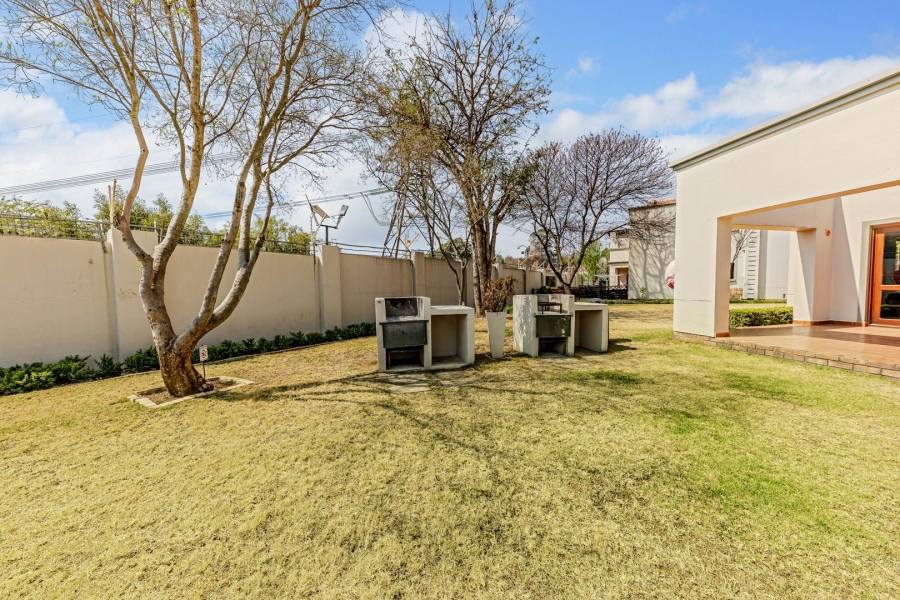 2 Bedroom Property for Sale in Paulshof Gauteng