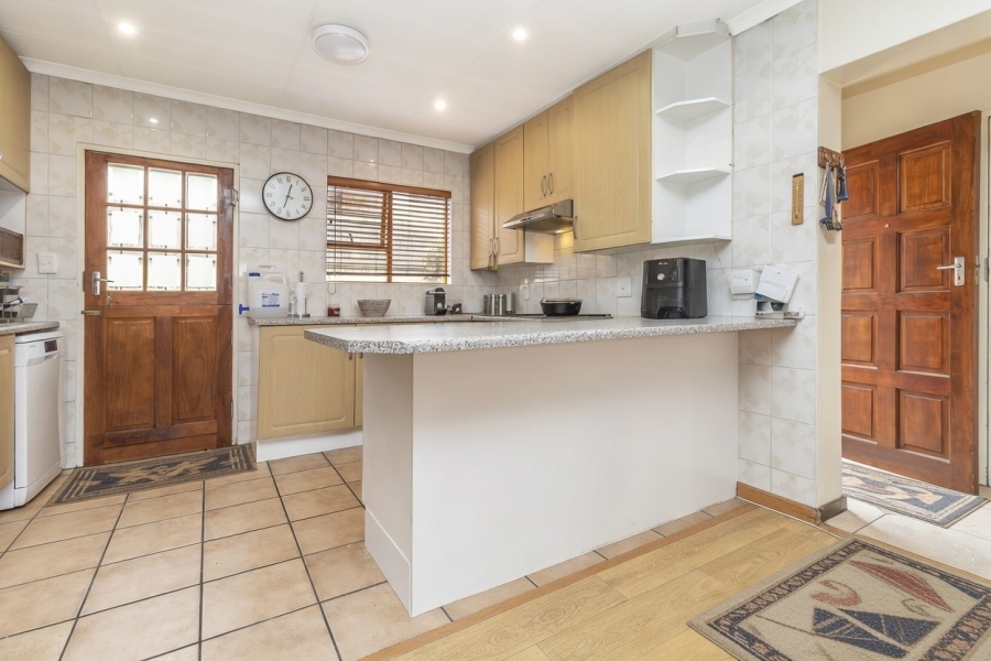 3 Bedroom Property for Sale in Sundowner Gauteng