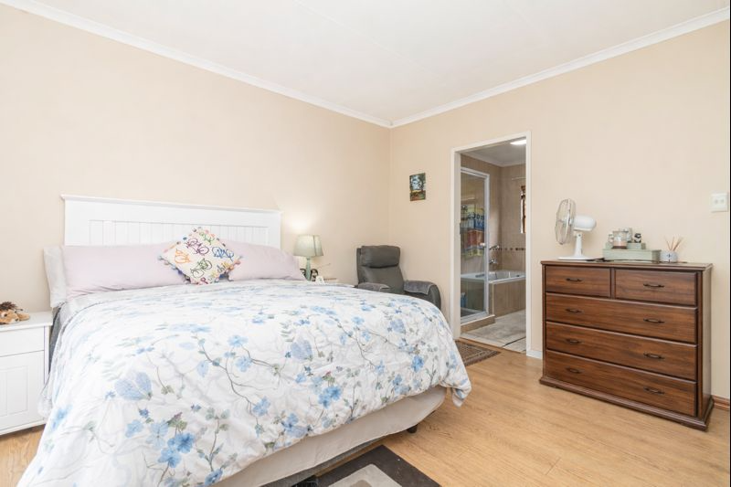 3 Bedroom Property for Sale in Sundowner Gauteng