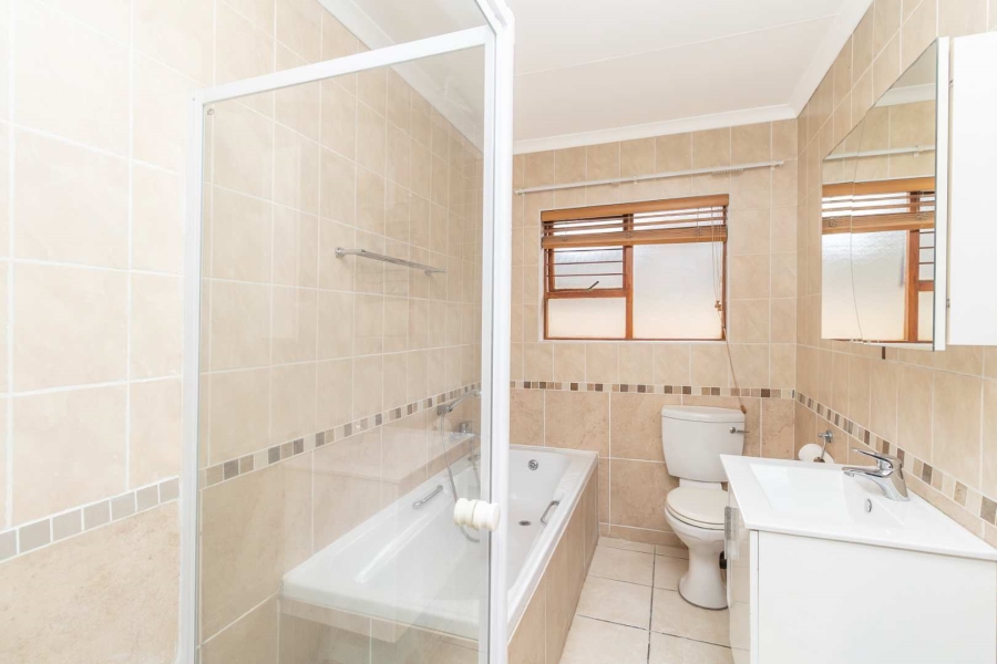 3 Bedroom Property for Sale in Sundowner Gauteng