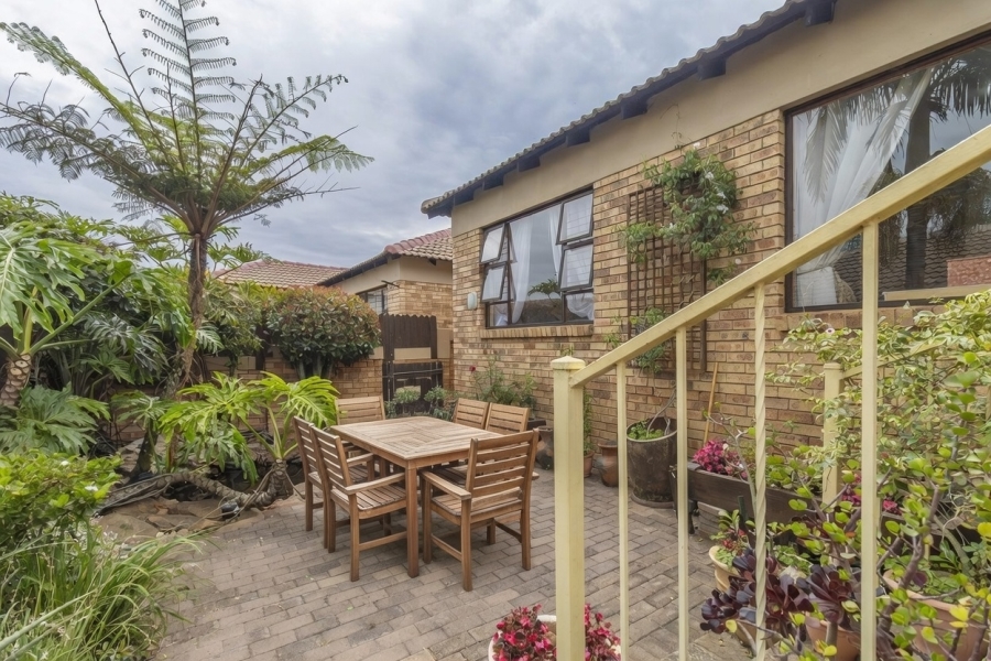 3 Bedroom Property for Sale in Sundowner Gauteng