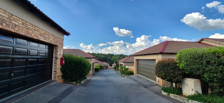 3 Bedroom Property for Sale in Sundowner Gauteng