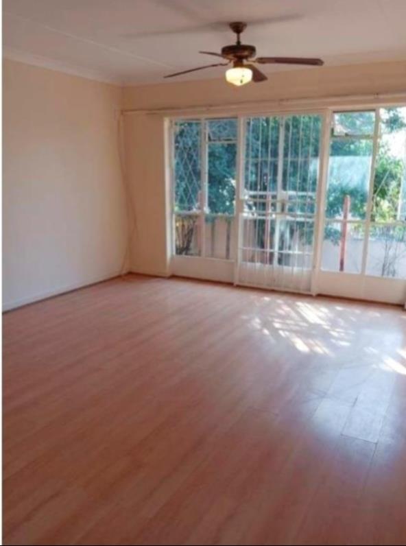 To Let 1 Bedroom Property for Rent in Oaklands Gauteng