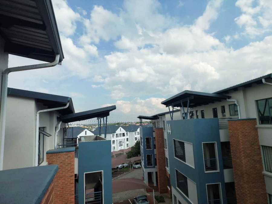 2 Bedroom Property for Sale in Greenstone Gate Gauteng