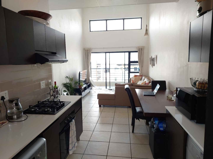 2 Bedroom Property for Sale in Greenstone Gate Gauteng