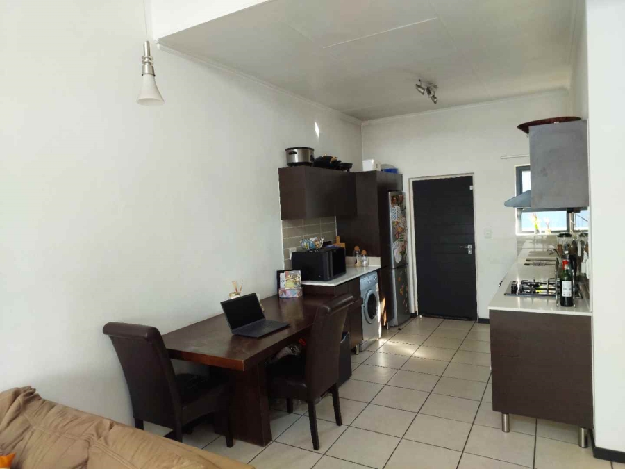 2 Bedroom Property for Sale in Greenstone Gate Gauteng