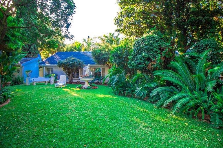 6 Bedroom Property for Sale in Eldoraigne Gauteng