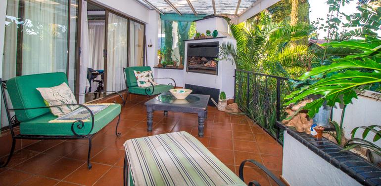 6 Bedroom Property for Sale in Eldoraigne Gauteng